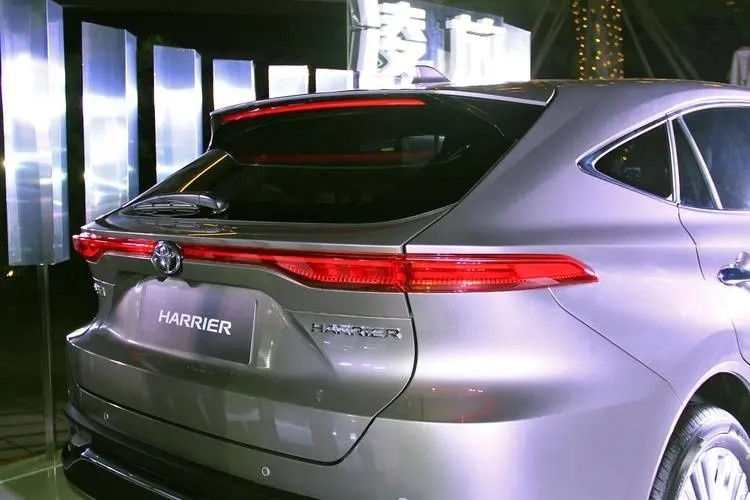 五座版SUV,一汽丰田凌放HARRIER，优雅来袭！
