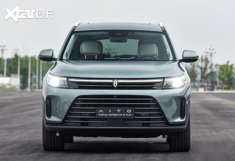 赛力斯与华为签新约：2026年目标100万辆