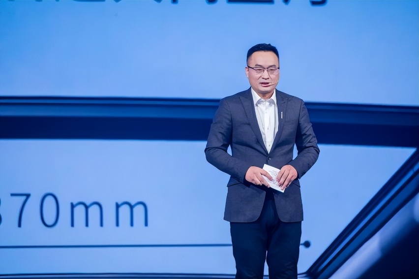 “潮盒电动SUV”iCAR 03预售开启 总要玩点不一样的