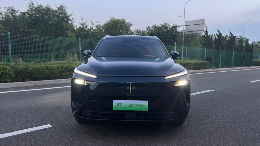 都想争当“奶爸车” 魏牌蓝山DHT-PHEV实力如何?
