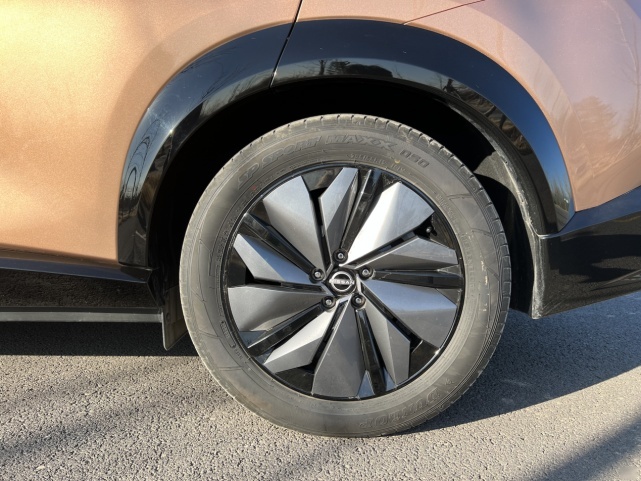 狭路相逢各有所长，东风日产ARIYA艾睿雅、特斯拉Model Y 如何