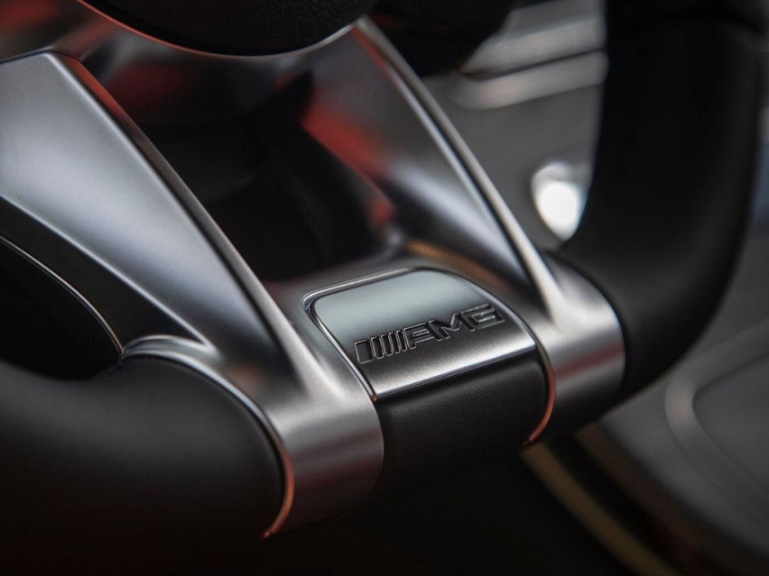 钢炮级的SUV，怀揣4.0T V8发动机，苑叔聊新款AMG