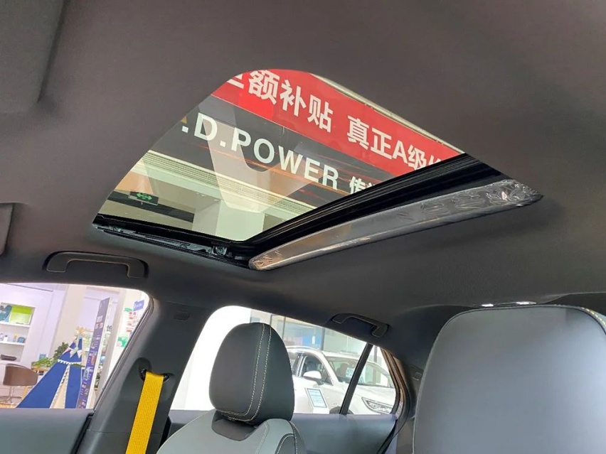 准车主到店看影豹，看完只想当场提车！