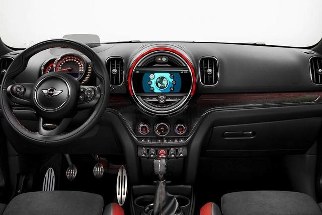 MINI JCW COUNTRYMAN测评：给特别的人准备特