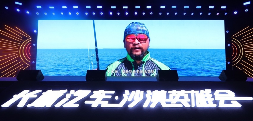 黑弹、旅装炮正式交车 长城炮“炮火联盟”共创大会嗨翻阿拉善