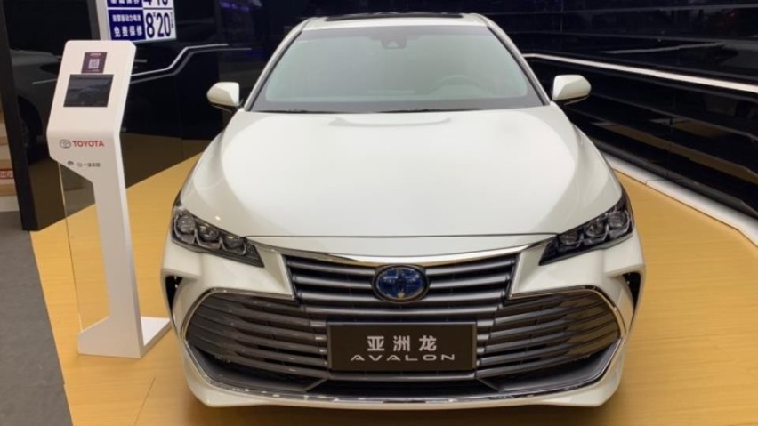 丰田亚洲龙优惠1.4万，销量超凯美瑞，亲兄弟放水了？