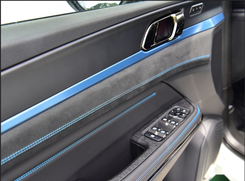 领克 05 PHEV，混动当道可省可燥