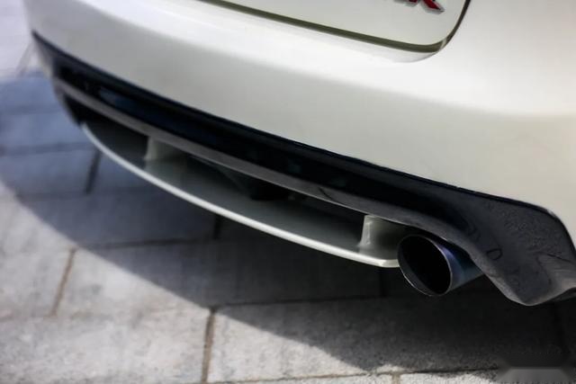 200米内出现3辆本田即为飙车，如果3辆都是红头呢？