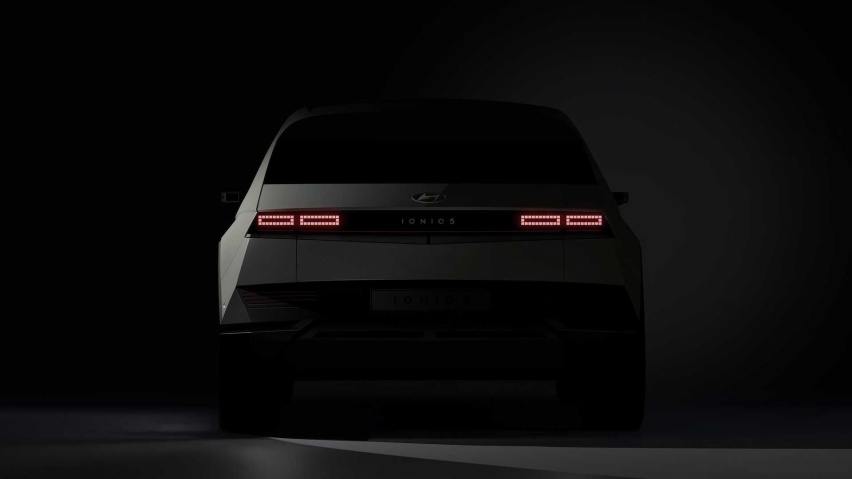 2022-hyundai-ioniq-5-teaser-rear-end.jpg