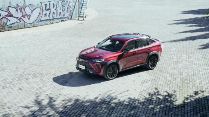 新知达人, 轿跑SUV 搭咖啡智能 2.0T/混动 北京试驾哈弗H6S