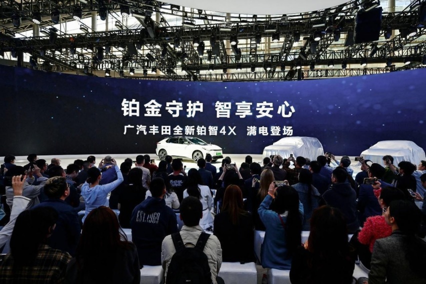 新能源赛道风起云涌，广汽丰田在广州车展放大招，新车看点颇多