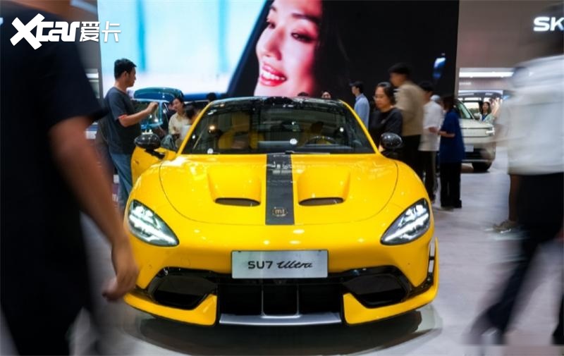 澎程销量还得靠“中登”！ 小米汽车月销终于破了4万
