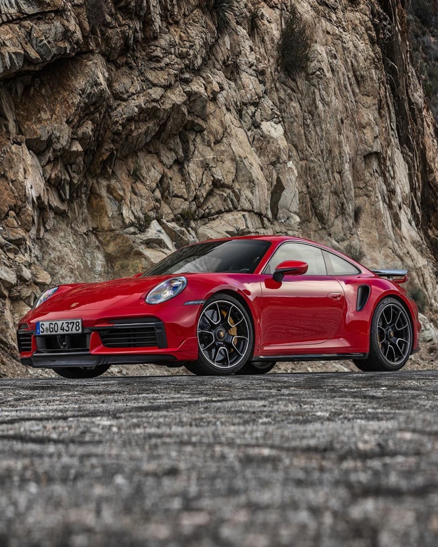 运动感很强 全新保时捷911 Turbo S实车