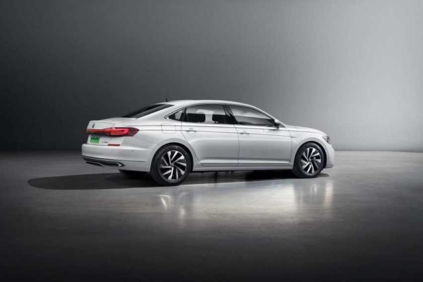 autohomecar__ChwFjmCZBqaAYnDUAAMUcS5jYmc962.jpg