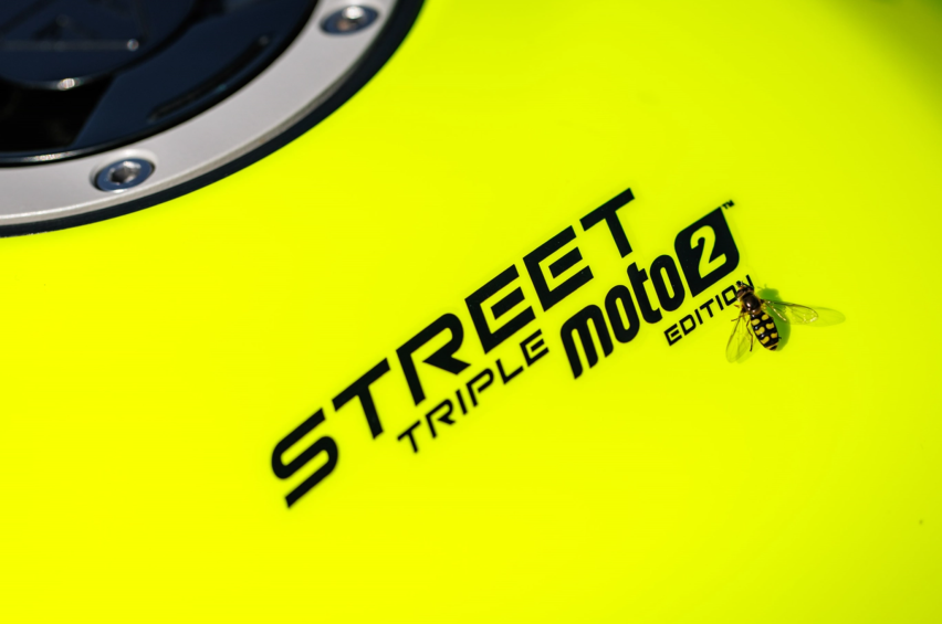 Moto2版本凯旋Street Triple 765详解，配置升级，真