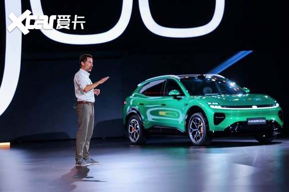 长安启源Q06全球设计大赏上海启幕：用流光美学对话世界