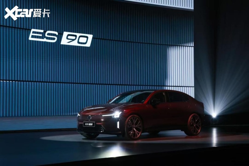 沃尔沃99周年庆典：EX90/ES90开启预售，XC70感恩版上市