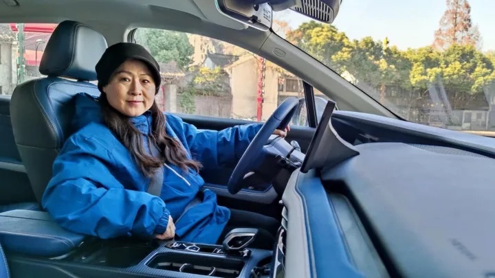 试驾官丨评测睿蓝9，10万级纯电7座SUV，还能换电？