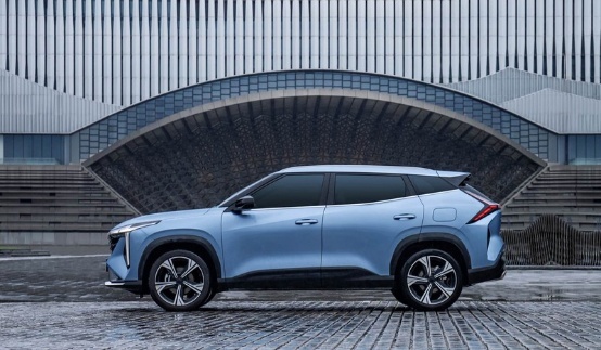 重新定义10万级智能SUV，博越COOL满足进阶需求
