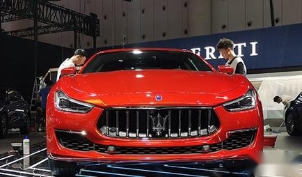玛莎拉蒂吉利博轻混版车型实拍图曝光