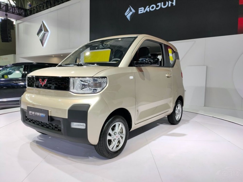 五菱宏光MINI EV月销2万很神奇？说真的我也想买