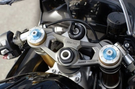 凯旋MOTO2三缸赛车市售版登场