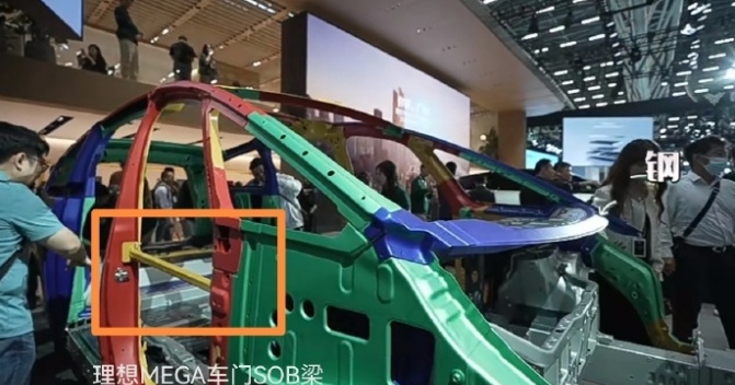 理想MEGA两次被打脸背后的危机