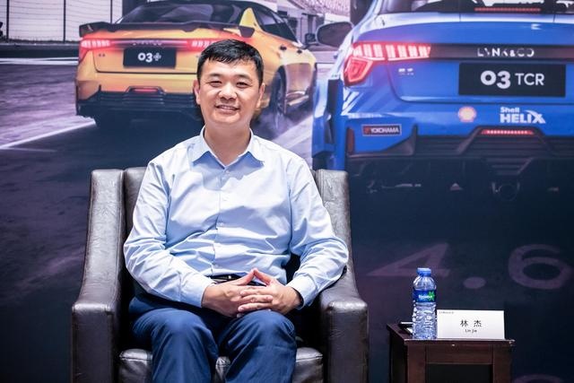 中国品牌轿车只能卖五六万？领克均价14万，一个月卖七千多
