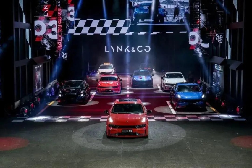 在领克09面前，沃尔沃xc90、第四代汉兰达都感觉不香了！