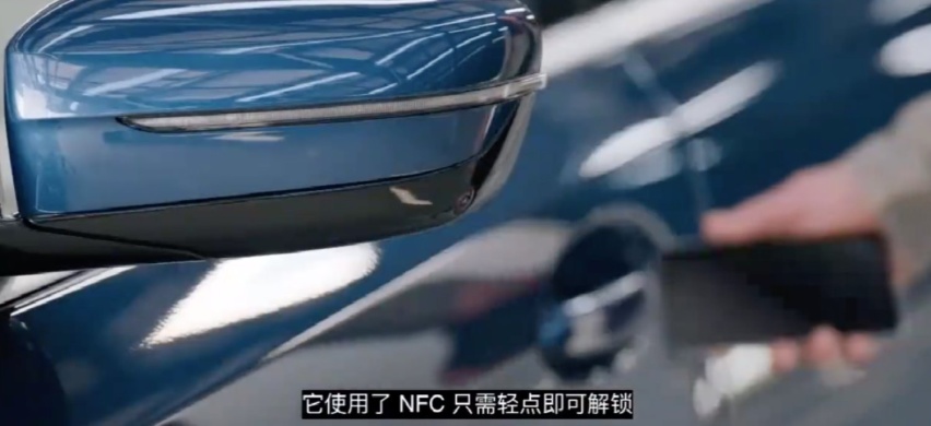 小鹏 P7 开启交付；特斯拉 Autopilot 降价销售