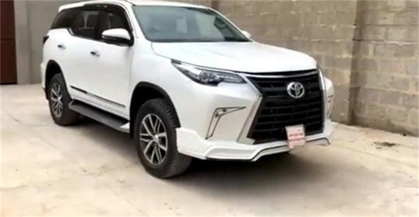 硬派越野车——2020款丰田穿越者，2.7L，排量分时四驱
