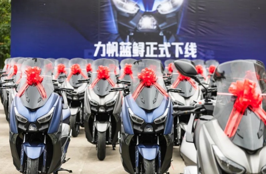高性价比踏板车力帆蓝鲟150下线：标配ABS、TCS，仅售12999元