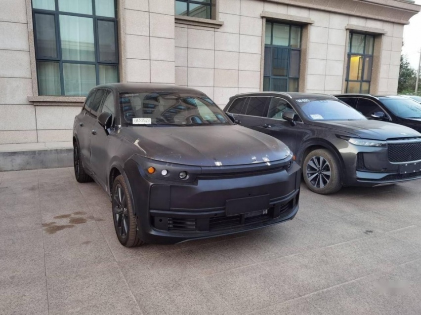 理想第二款车谍照曝光，综合续航或800km，叫板宝马X7能赢?