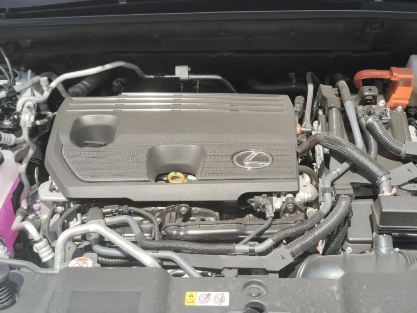 雷克萨斯NX 400h+：50万不买奔驰宝马的玄学