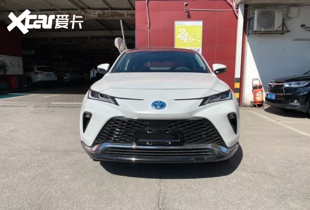 广汽丰田威飒到店实拍，搭2.0L和2.5L混动