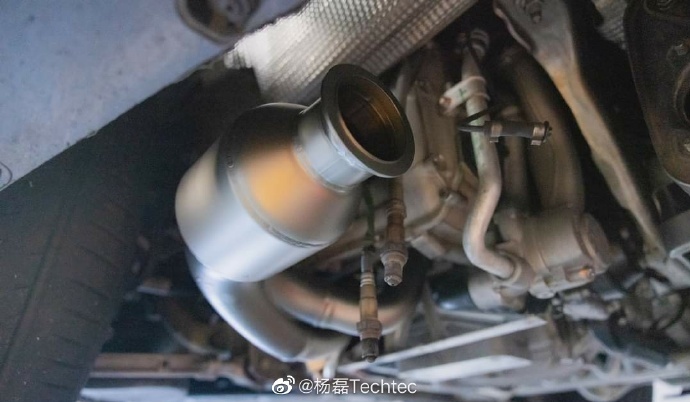 保时捷992 GT3改装斯洛文尼亚AK天蝎Akrapovic钛合金排气
