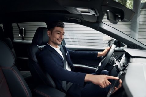 City Drive来了，上汽奥迪Q5 e-tron解锁城市漫游新方式