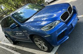 ​V8引擎的二手宝马保养一次要多少钱？答案是0元，因为...