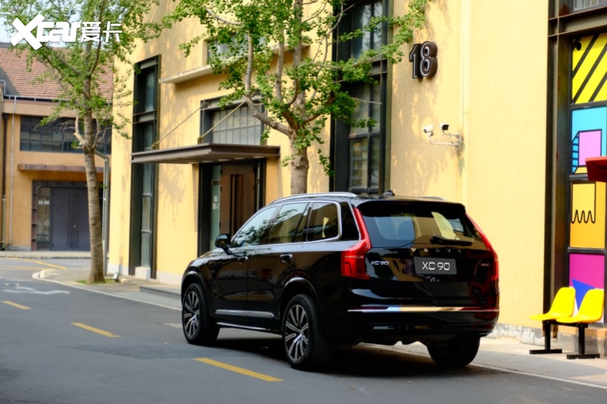 沃尔沃xc90为何能称得上豪华suv安全典范?-爱卡汽车爱咖号