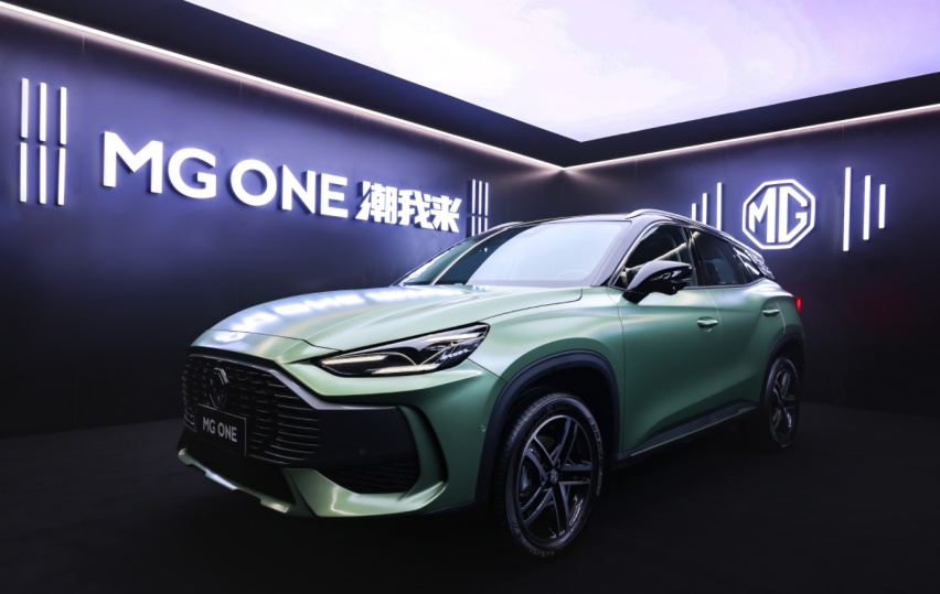 打破燃油、纯电分化格局，MG ONE智驾智舱正式发布