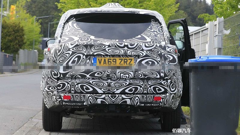 2021-land-rover-range-rover-spy-photos (5).jpg