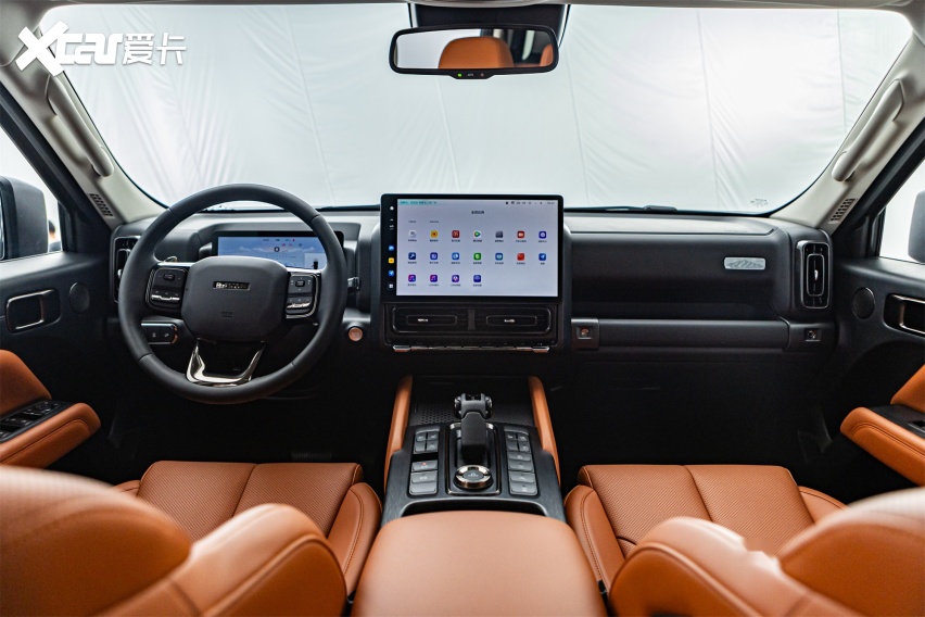 新一代哈弗h9的外观细节,如果你要是在车展上没有机会打开车门看内饰