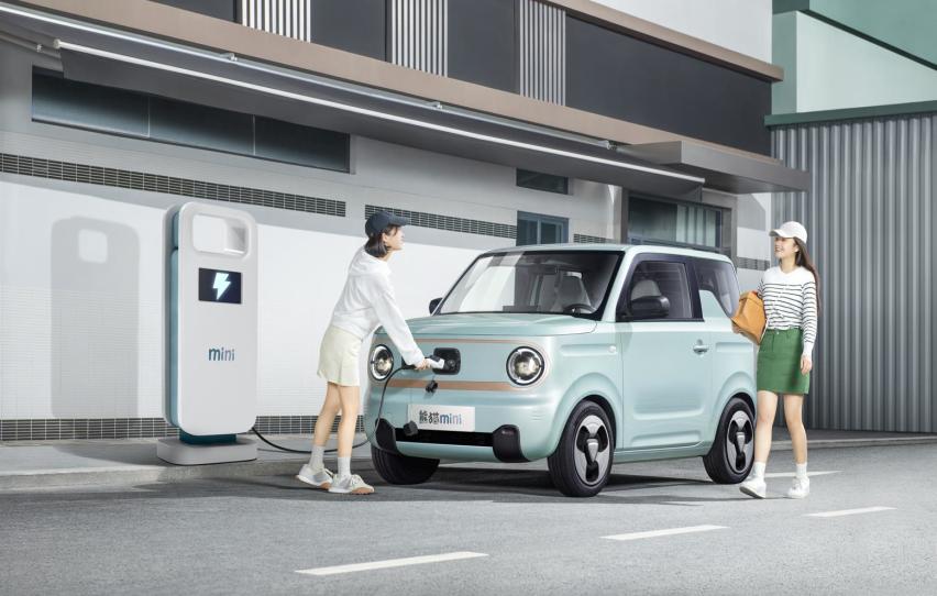 同样是5万元级微型代步车，吉利熊猫mini“国宝”在哪？