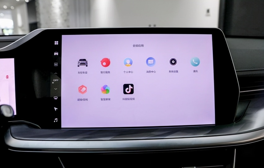拥有科技、智能、AI的标签的哈弗神兽，能否成为爆款车型？