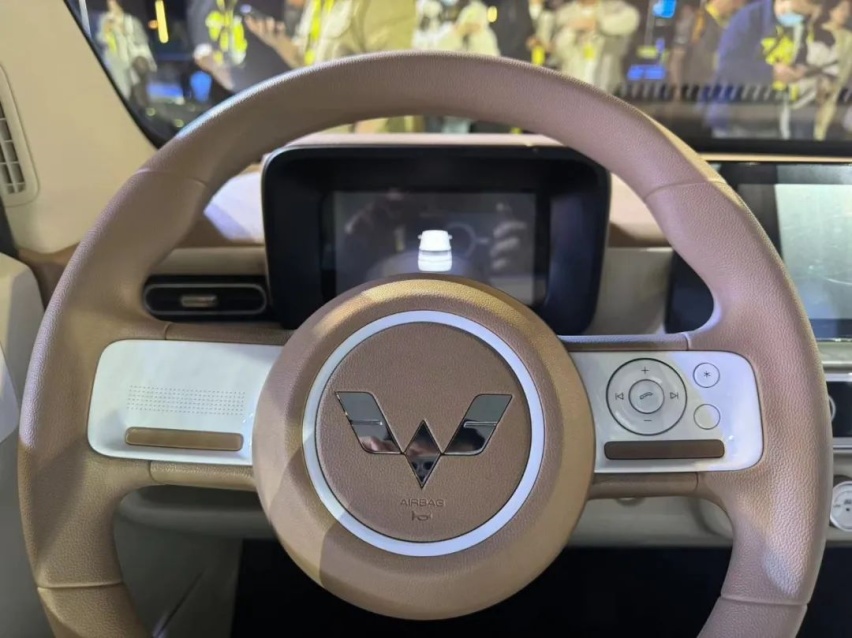 4.68万元，新款宏光MINIEV上市，这一次诚意如何？