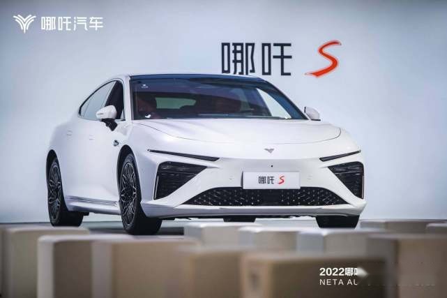 三款核心车型亮相 哪吒汽车闪耀2022天国际津车展