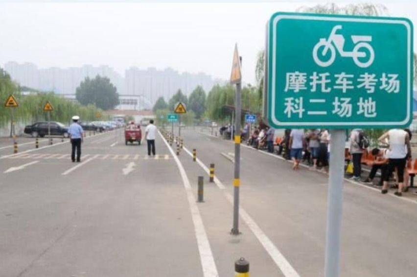 4月1日后，部分驾考不用考科目一了？直接实操拿证，爽歪歪！