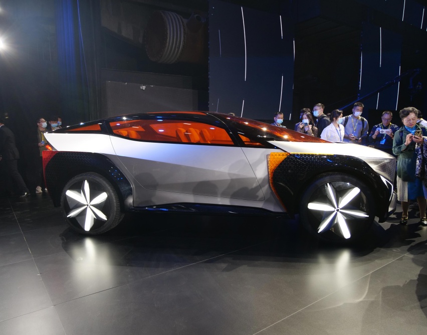 风神e.π2021概念车正式发布 定位智能纯电SUV