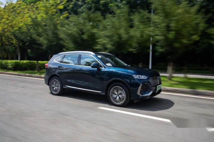 浅尝“加料”后的拿铁DHT-PHEV，油耗惊喜、细节让奶爸微笑