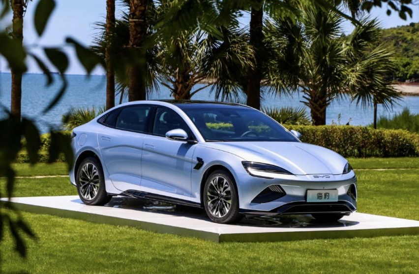 比亚迪海豹，特斯拉Model3，你会怎么选？
